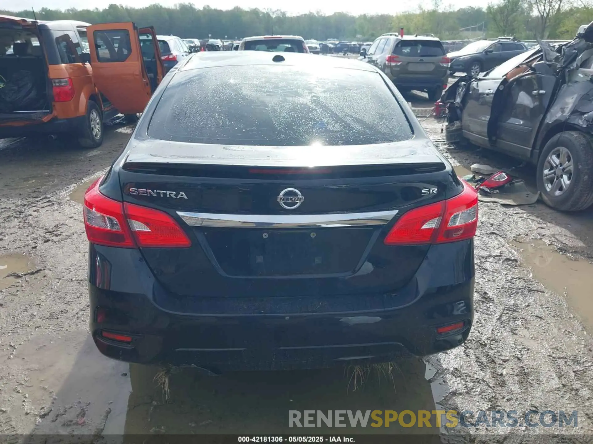 17 Photograph of a damaged car 3N1AB7AP1KY399709 NISSAN SENTRA 2019