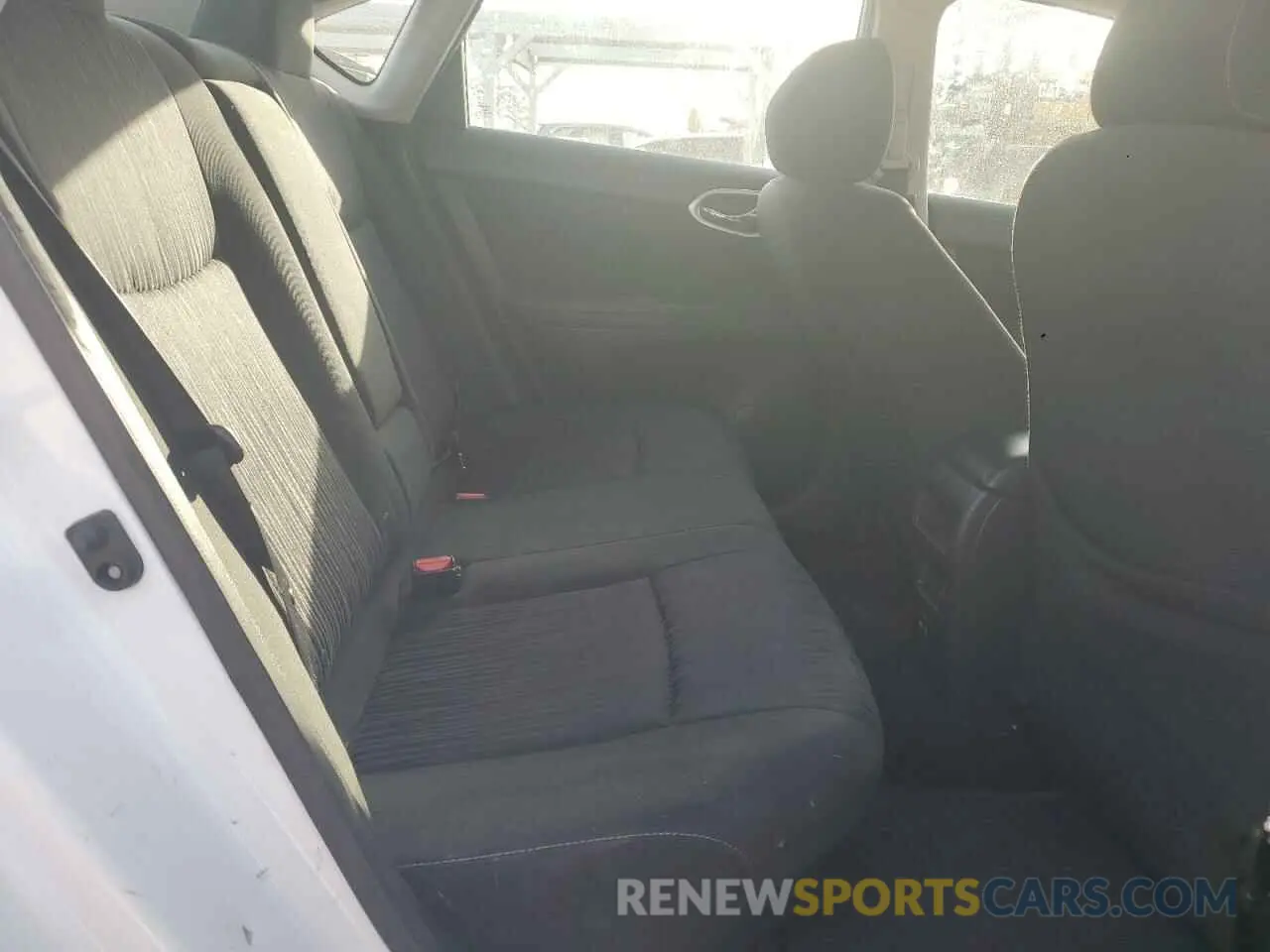 10 Фотография поврежденного автомобиля 3N1AB7AP1KY413009 NISSAN SENTRA 2019