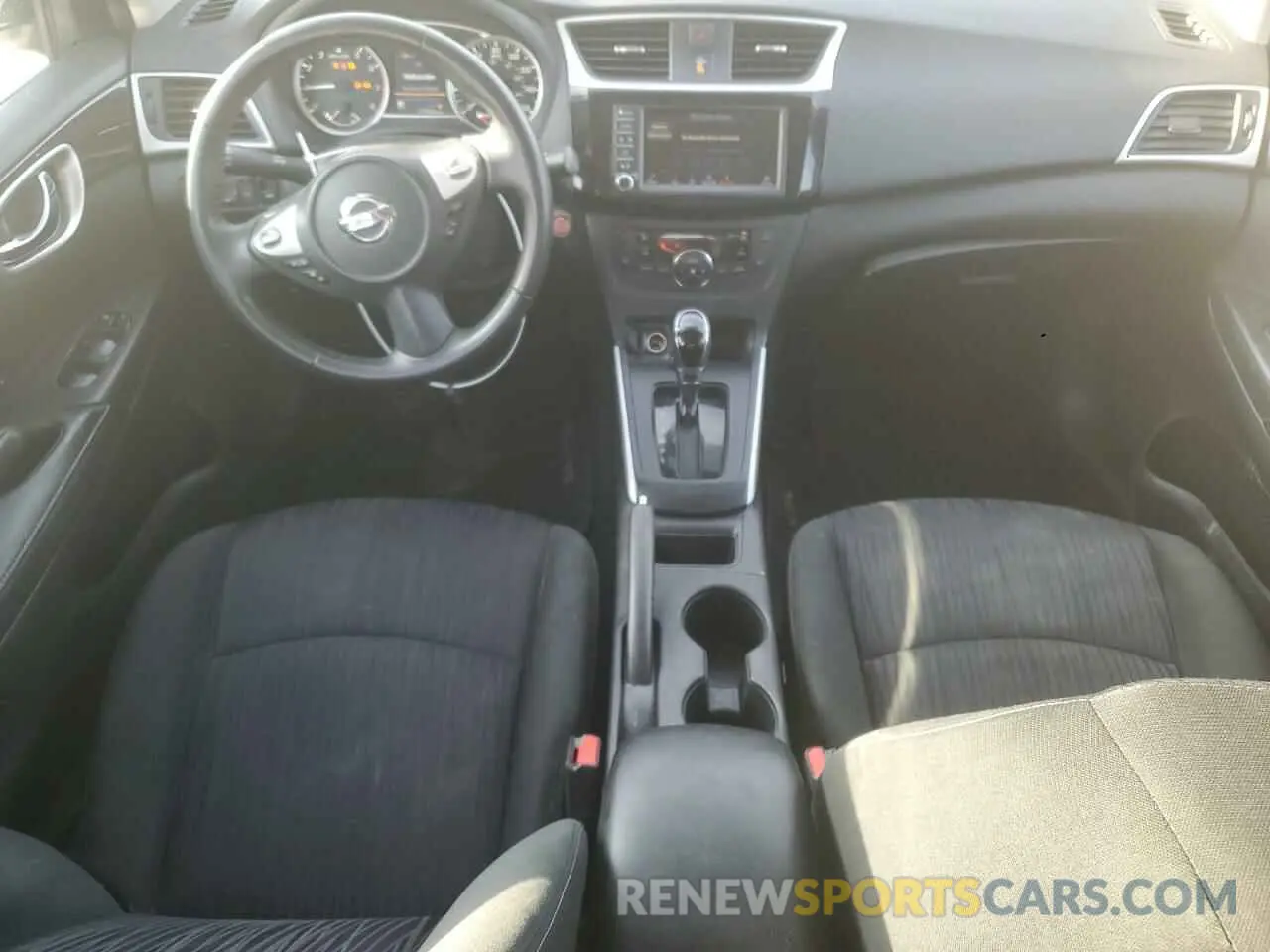 8 Фотография поврежденного автомобиля 3N1AB7AP1KY413009 NISSAN SENTRA 2019