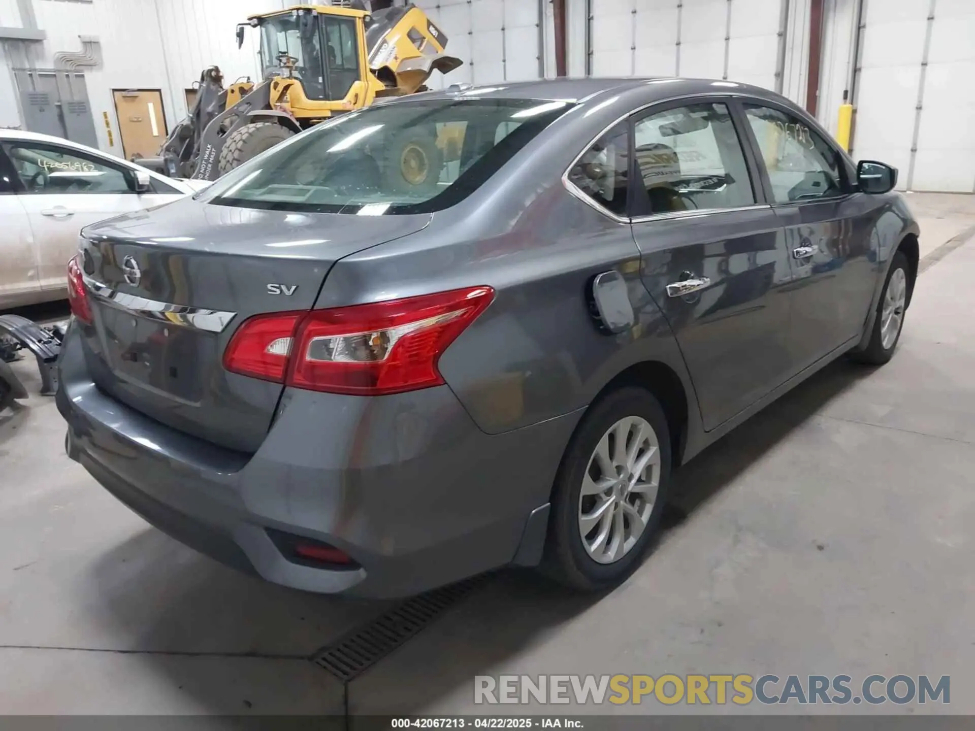 4 Фотография поврежденного автомобиля 3N1AB7AP1KY421711 NISSAN SENTRA 2019