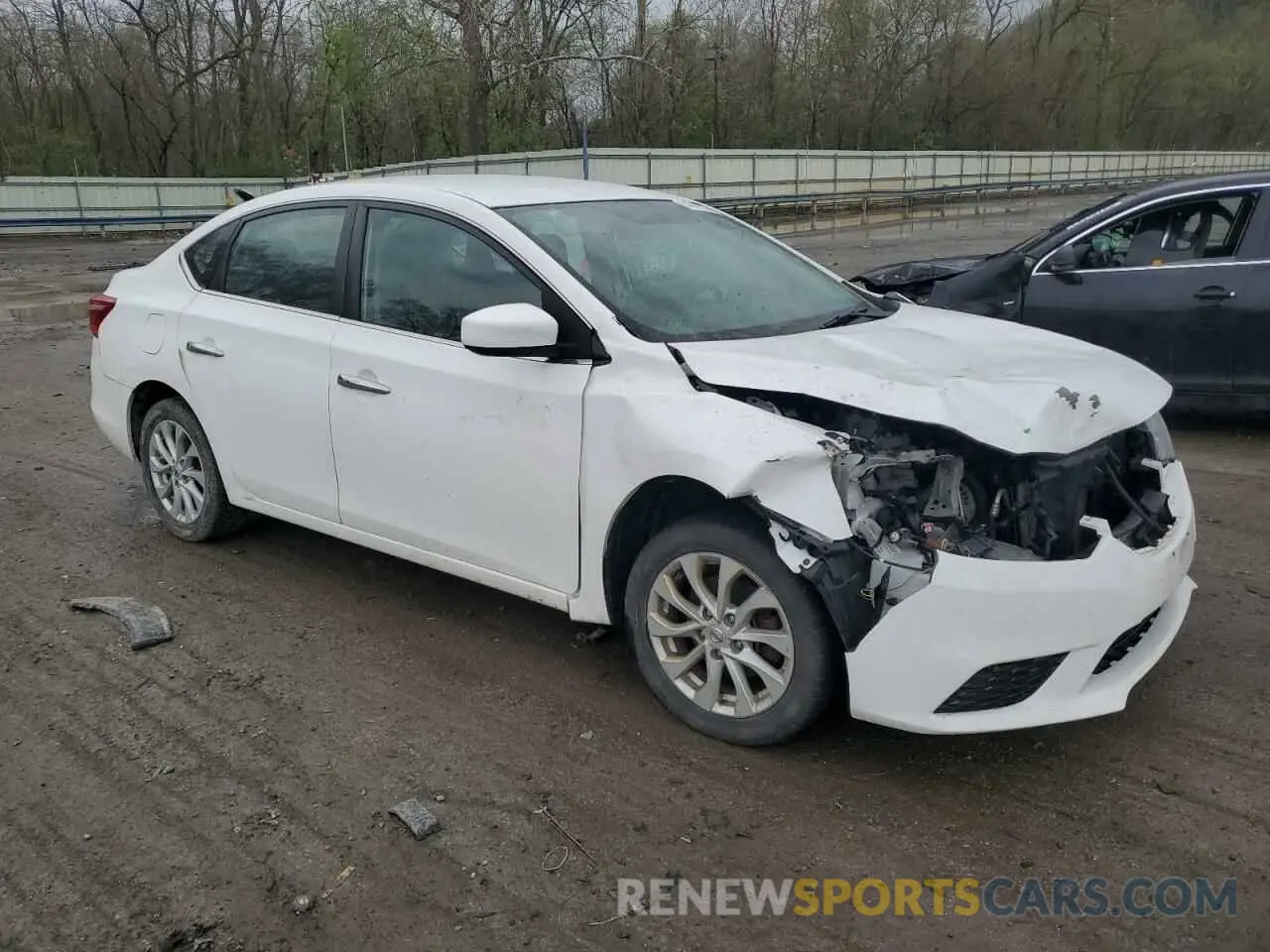 4 Фотография поврежденного автомобиля 3N1AB7AP1KY429789 NISSAN SENTRA 2019