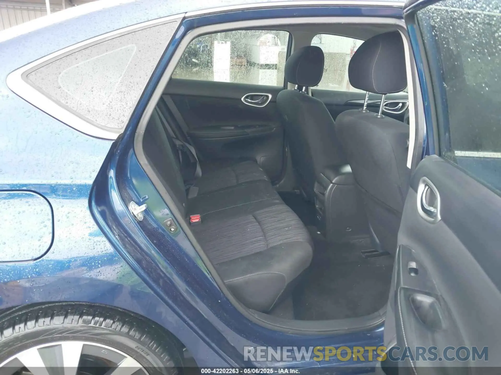 8 Фотография поврежденного автомобиля 3N1AB7AP1KY446317 NISSAN SENTRA 2019