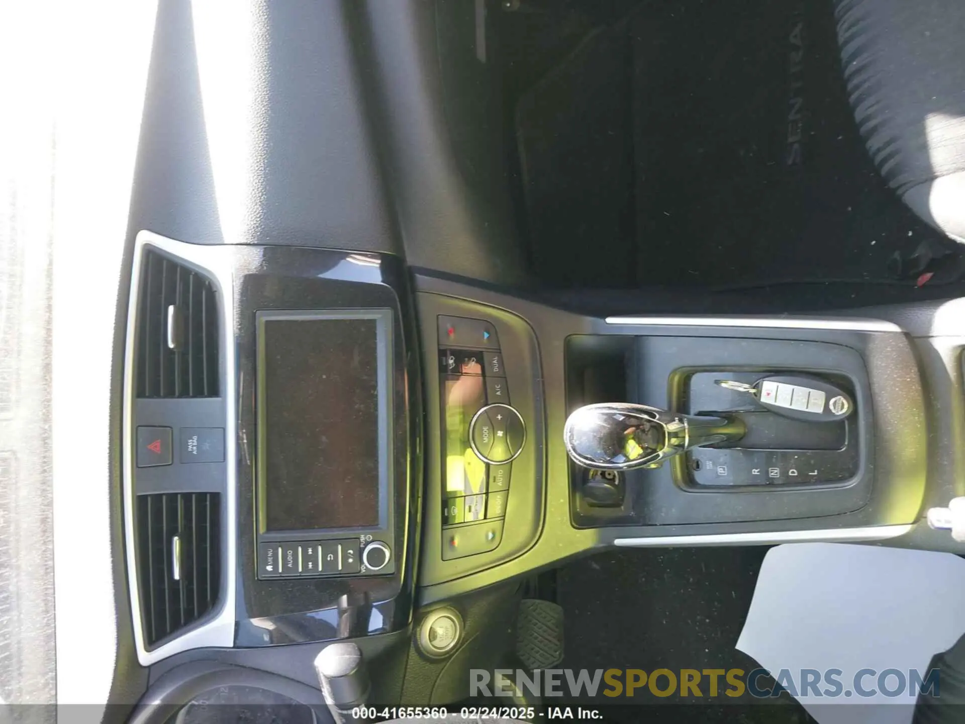 11 Photograph of a damaged car 3N1AB7AP2KL605312 NISSAN SENTRA 2019
