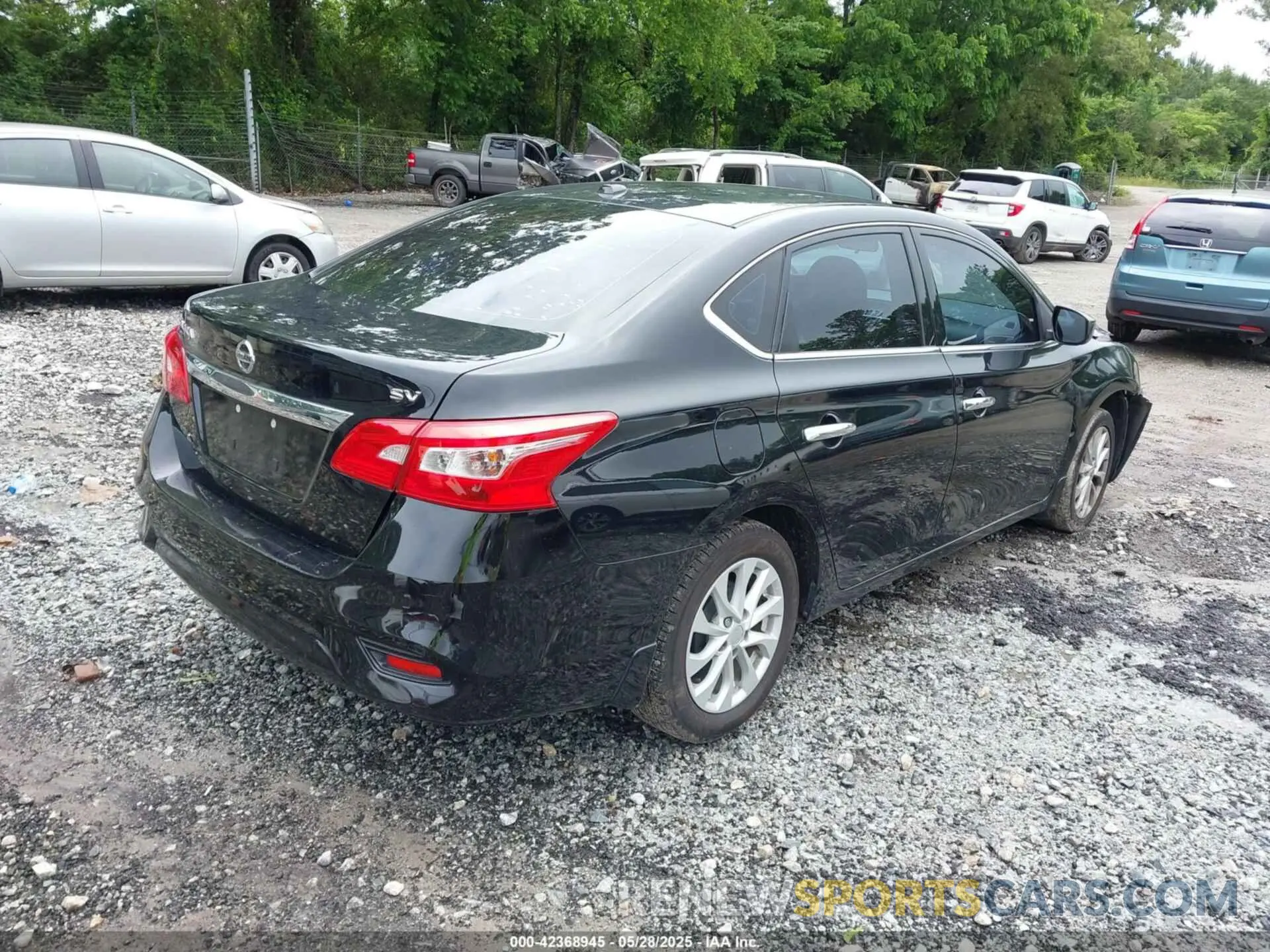 4 Фотография поврежденного автомобиля 3N1AB7AP2KL611613 NISSAN SENTRA 2019
