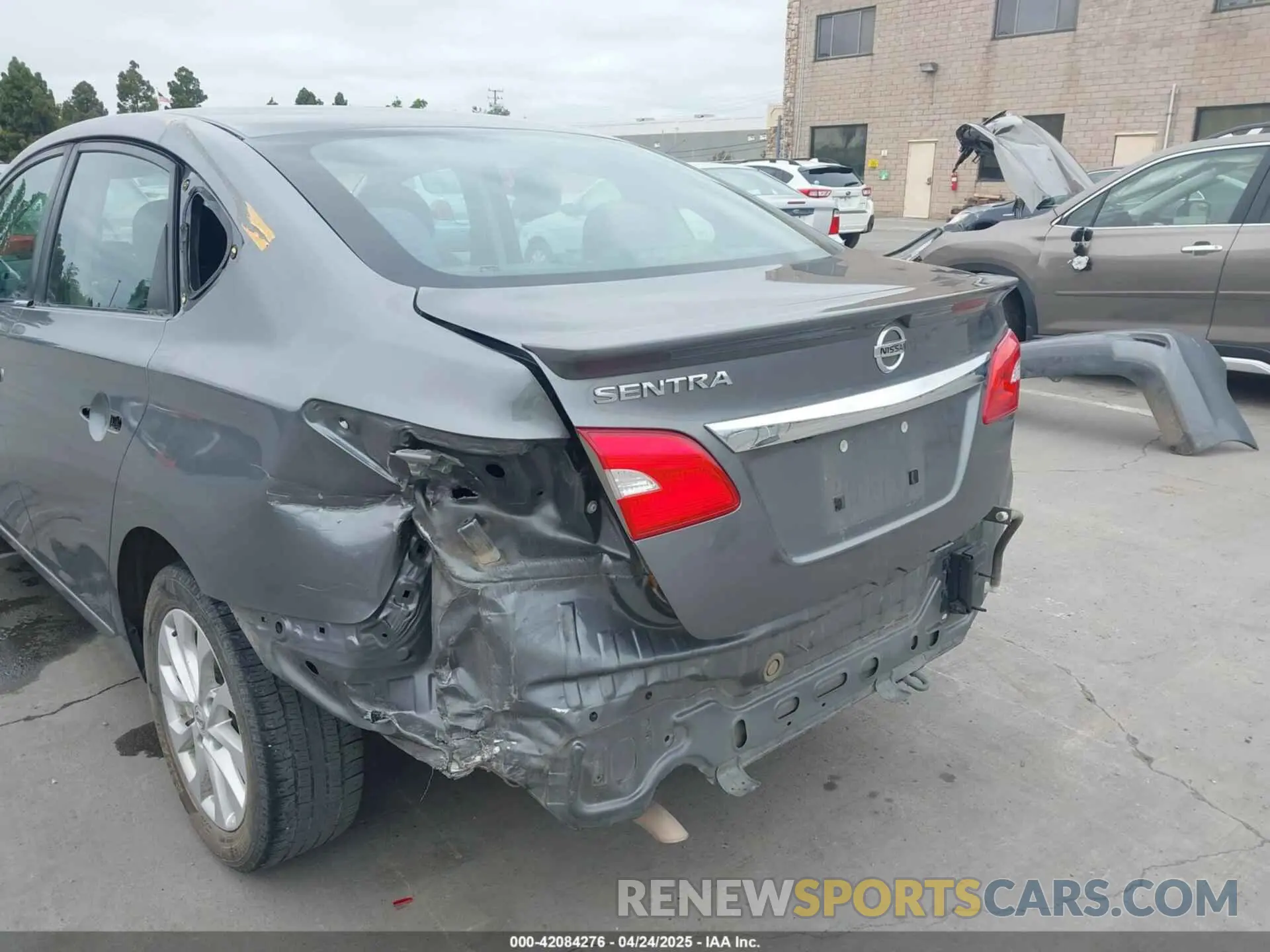 6 Photograph of a damaged car 3N1AB7AP2KY204247 NISSAN SENTRA 2019