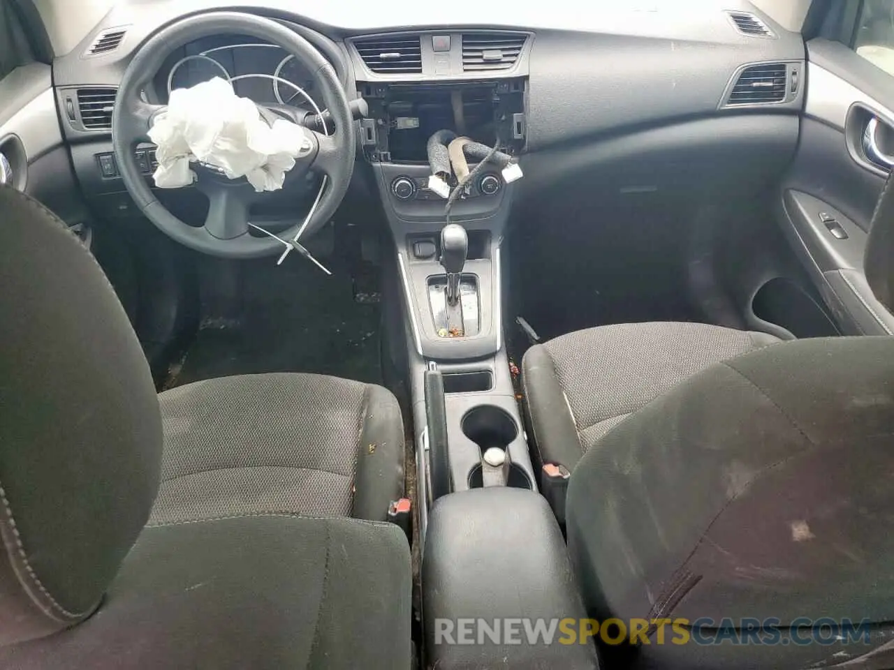 8 Photograph of a damaged car 3N1AB7AP2KY260186 NISSAN SENTRA 2019