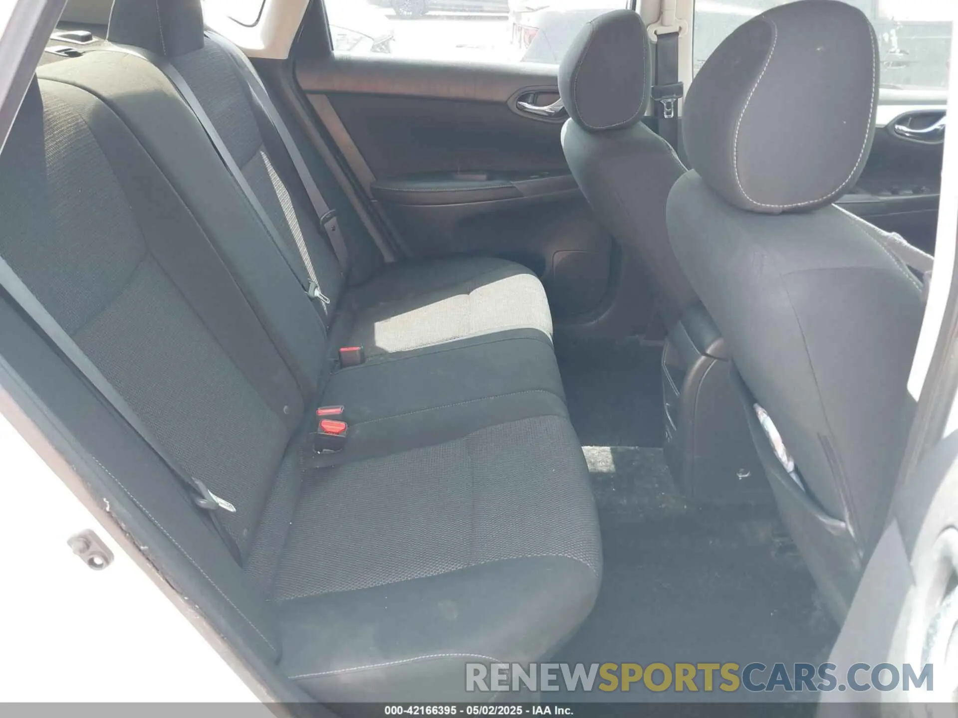 8 Photograph of a damaged car 3N1AB7AP2KY261175 NISSAN SENTRA 2019
