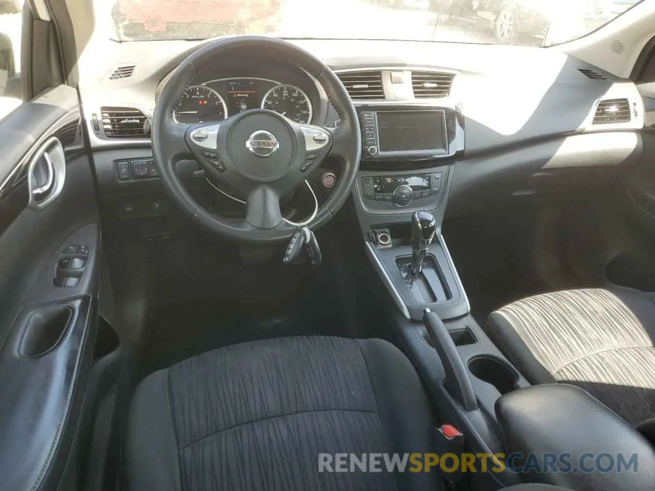 8 Photograph of a damaged car 3N1AB7AP2KY313503 NISSAN SENTRA 2019