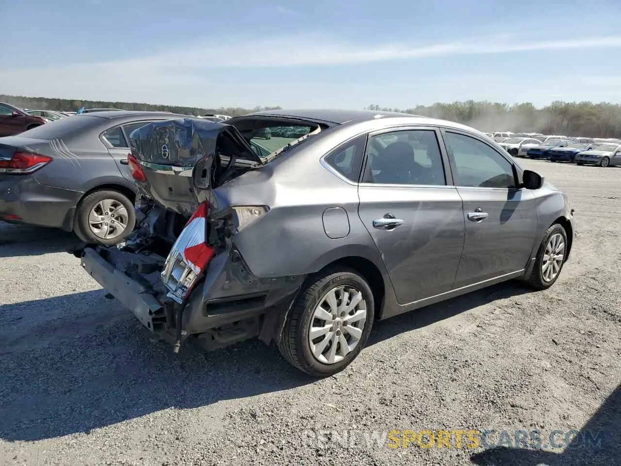 3 Фотография поврежденного автомобиля 3N1AB7AP2KY329233 NISSAN SENTRA 2019