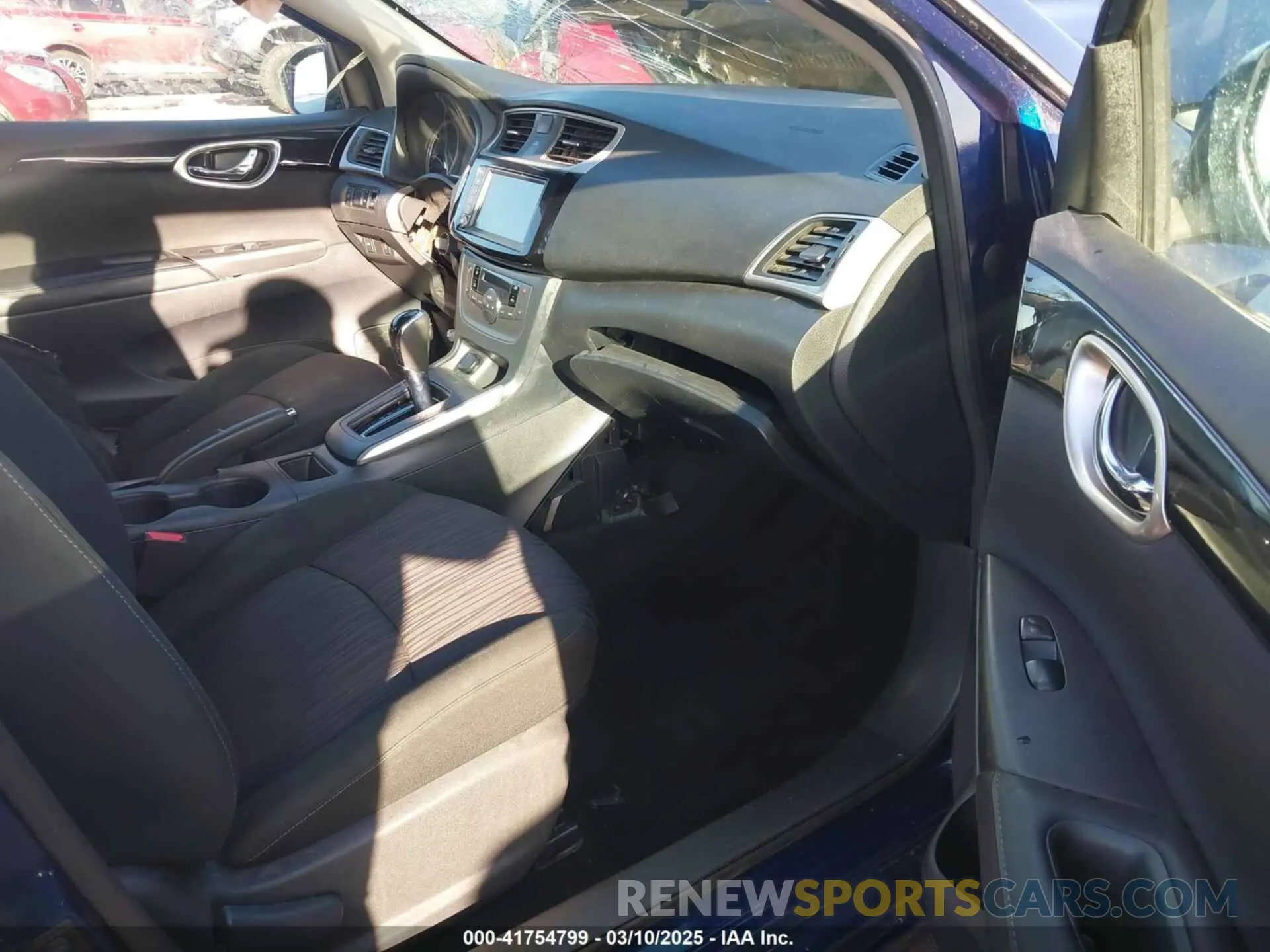 5 Фотография поврежденного автомобиля 3N1AB7AP2KY360546 NISSAN SENTRA 2019