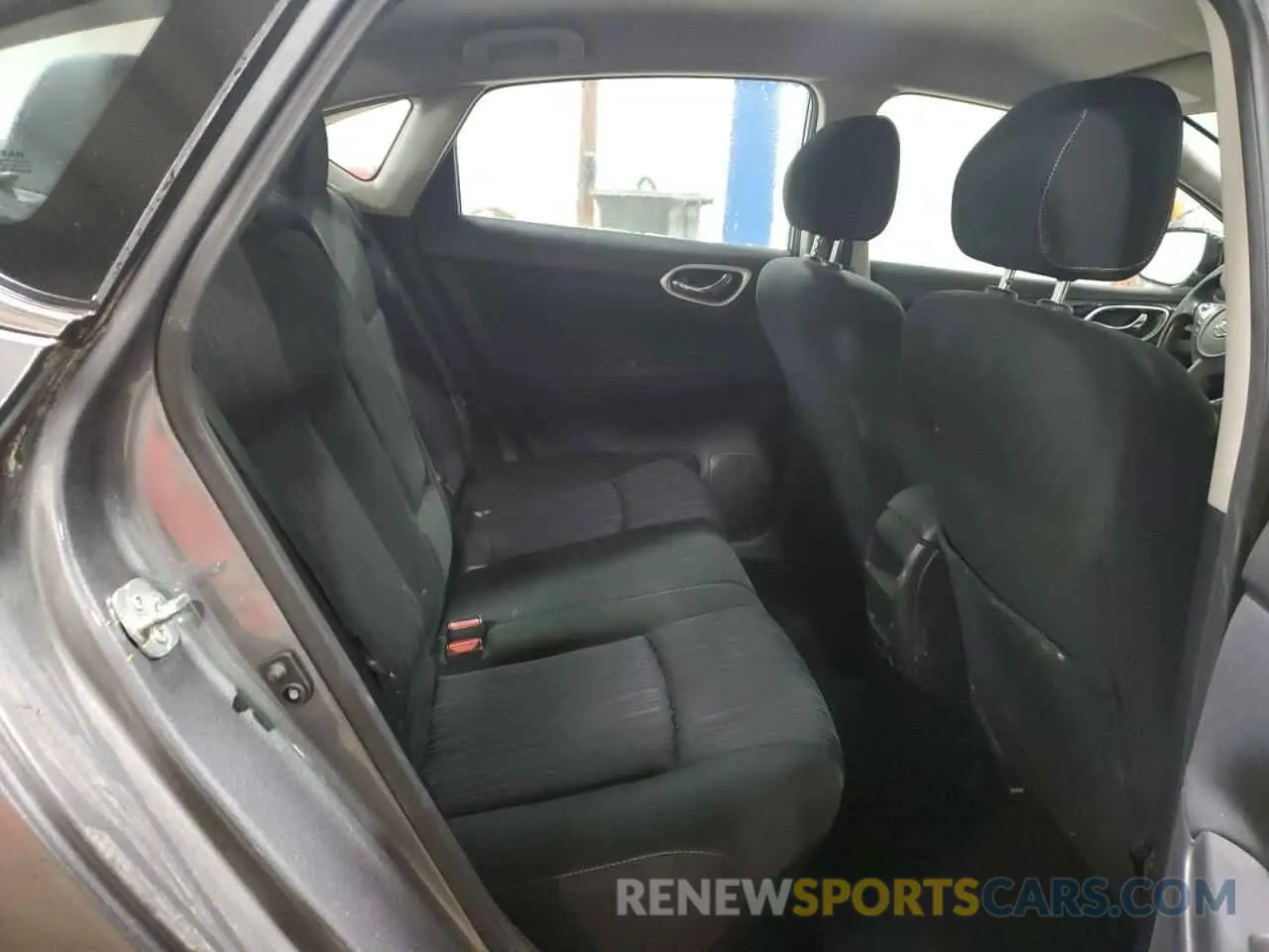 10 Photograph of a damaged car 3N1AB7AP2KY384362 NISSAN SENTRA 2019
