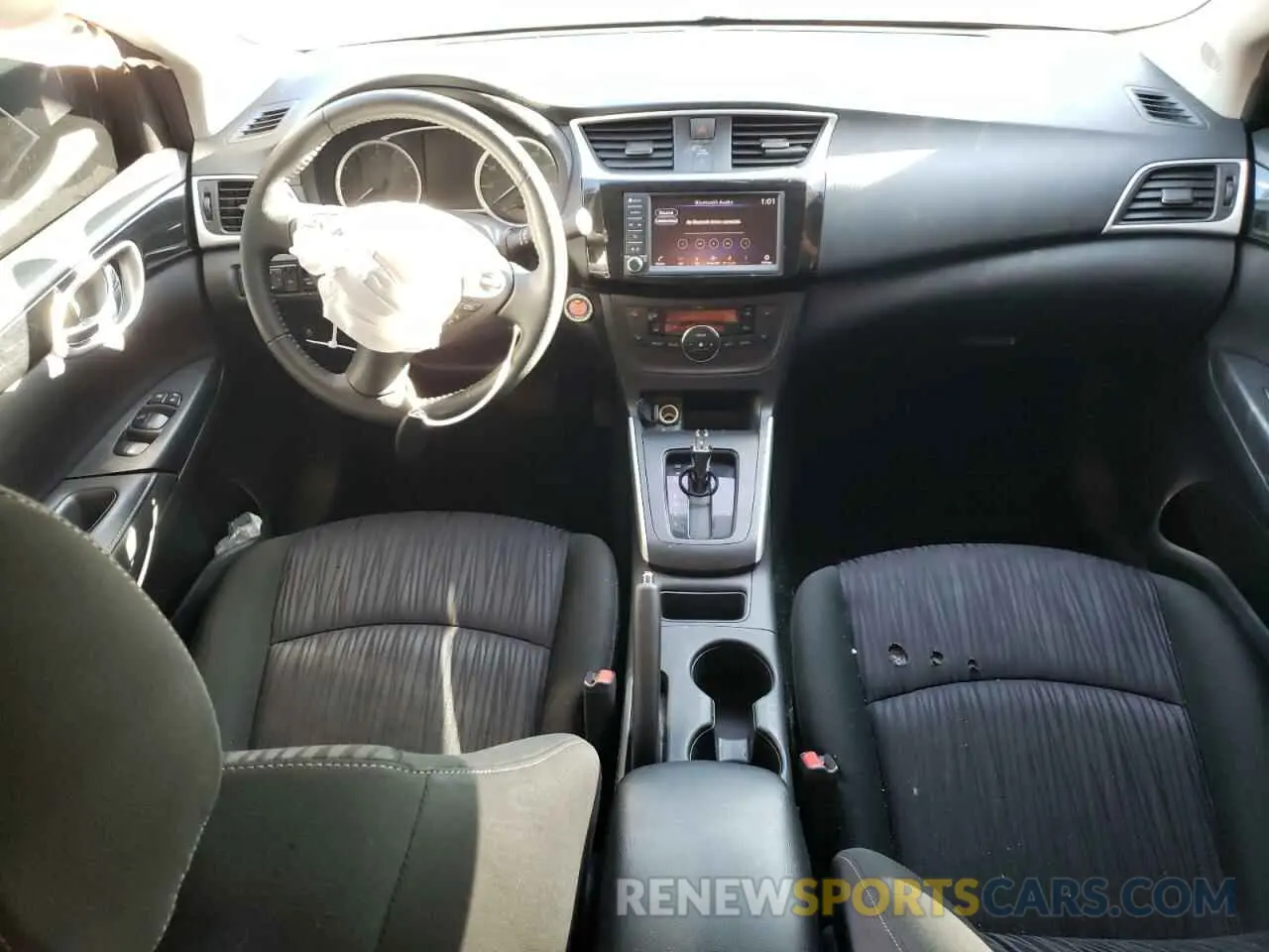 8 Фотография поврежденного автомобиля 3N1AB7AP2KY389397 NISSAN SENTRA 2019