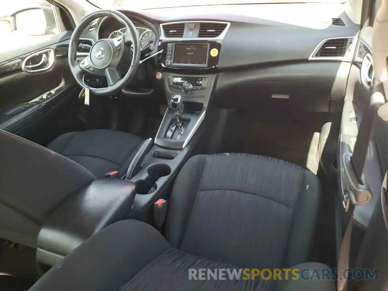 8 Photograph of a damaged car 3N1AB7AP2KY407784 NISSAN SENTRA 2019