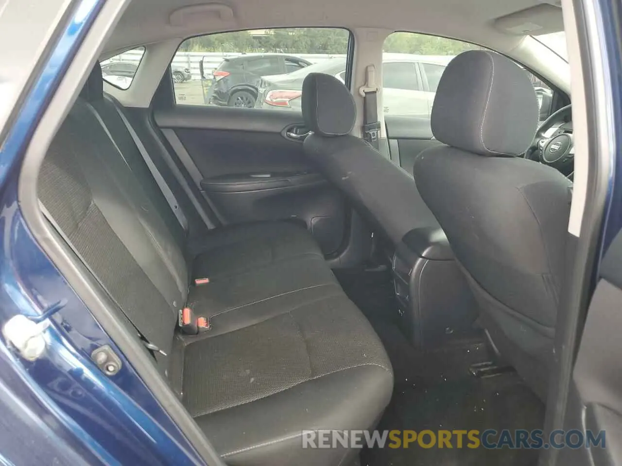 10 Photograph of a damaged car 3N1AB7AP2KY427985 NISSAN SENTRA 2019