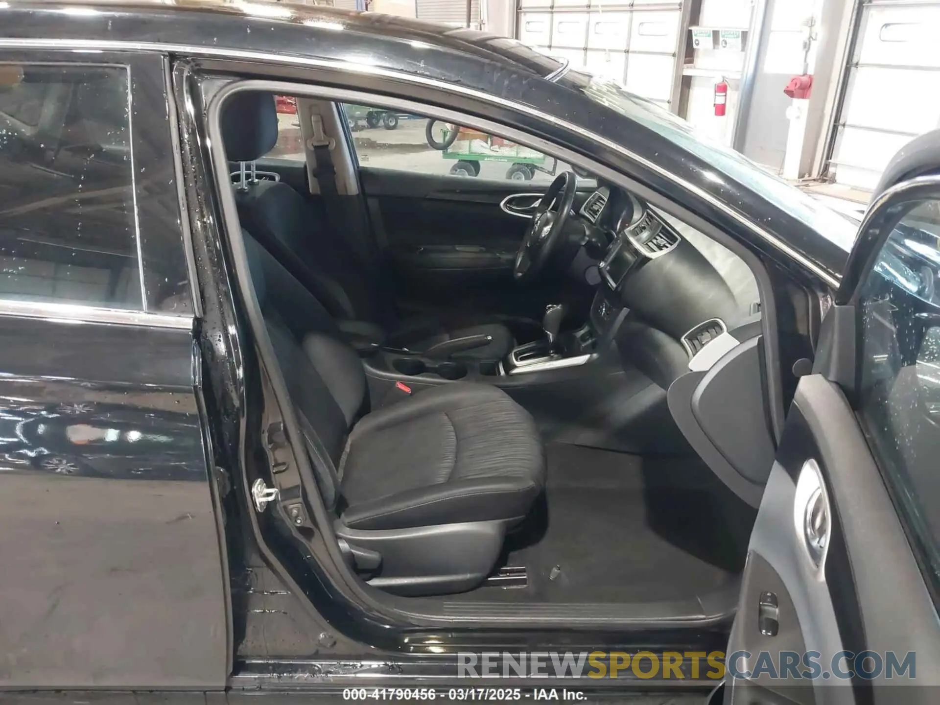 5 Photograph of a damaged car 3N1AB7AP3KL612026 NISSAN SENTRA 2019