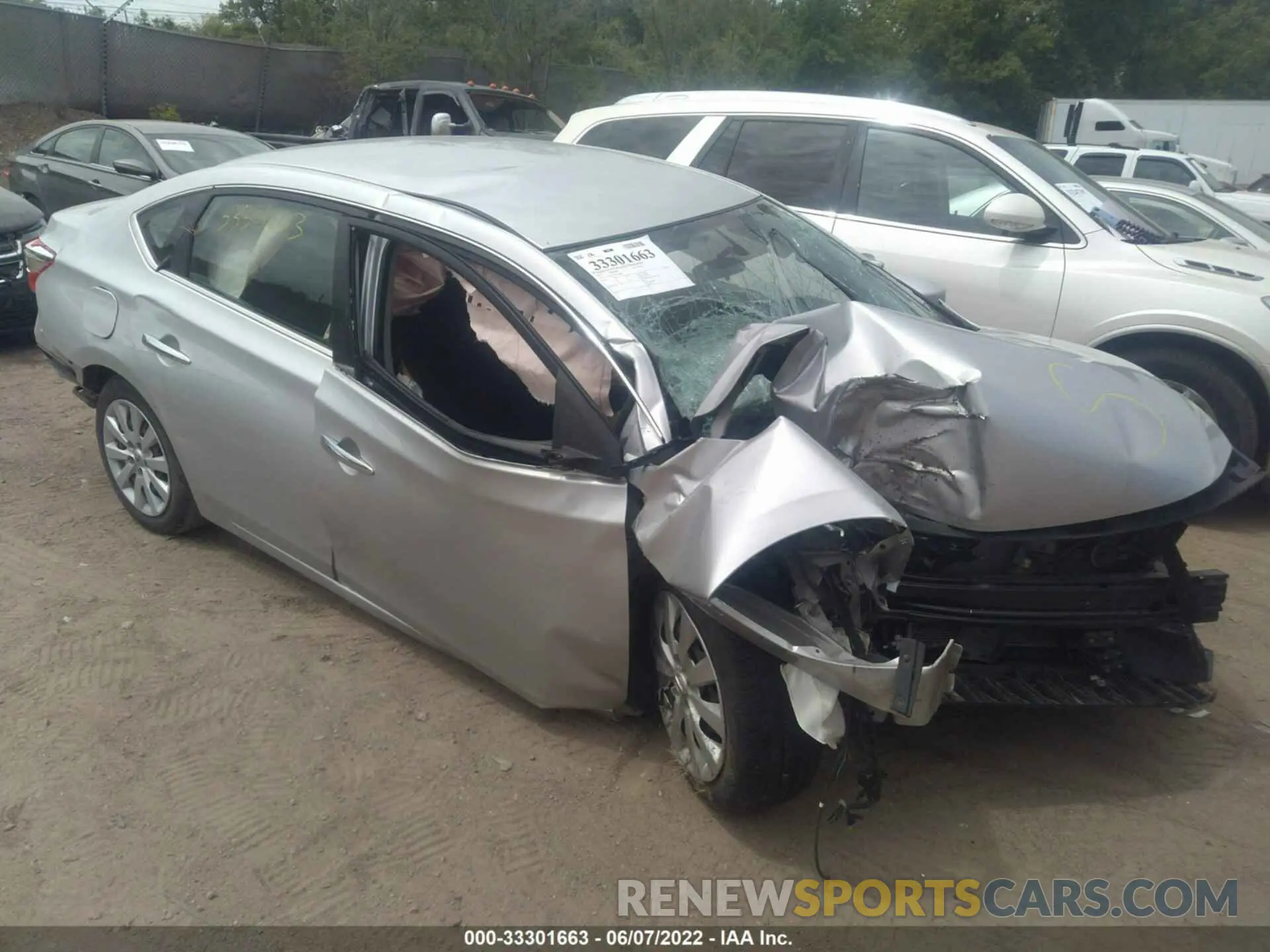 1 Фотография поврежденного автомобиля 3N1AB7AP3KY222000 NISSAN SENTRA 2019