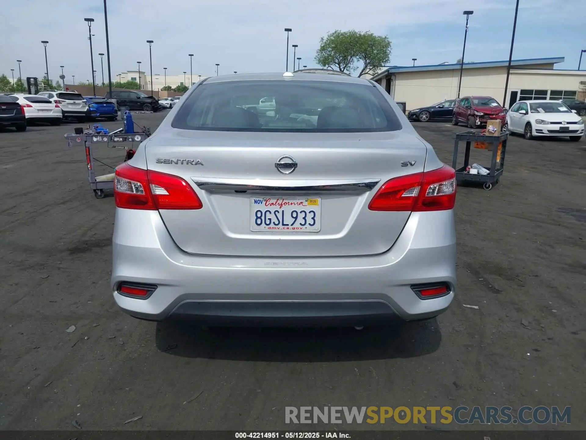 17 Фотография поврежденного автомобиля 3N1AB7AP3KY229948 NISSAN SENTRA 2019
