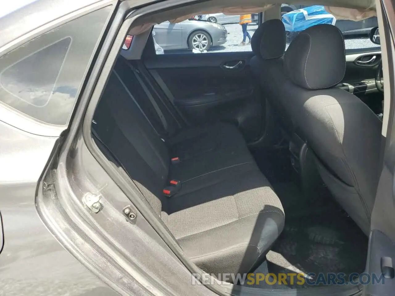 10 Фотография поврежденного автомобиля 3N1AB7AP3KY233322 NISSAN SENTRA 2019
