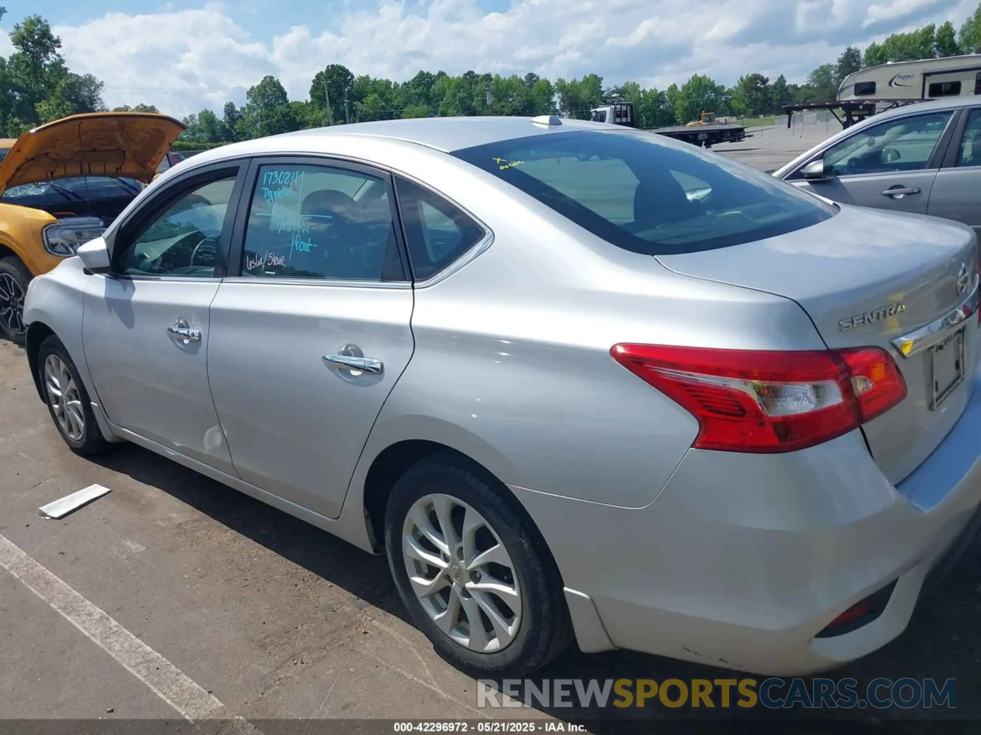 3 Фотография поврежденного автомобиля 3N1AB7AP3KY257037 NISSAN SENTRA 2019