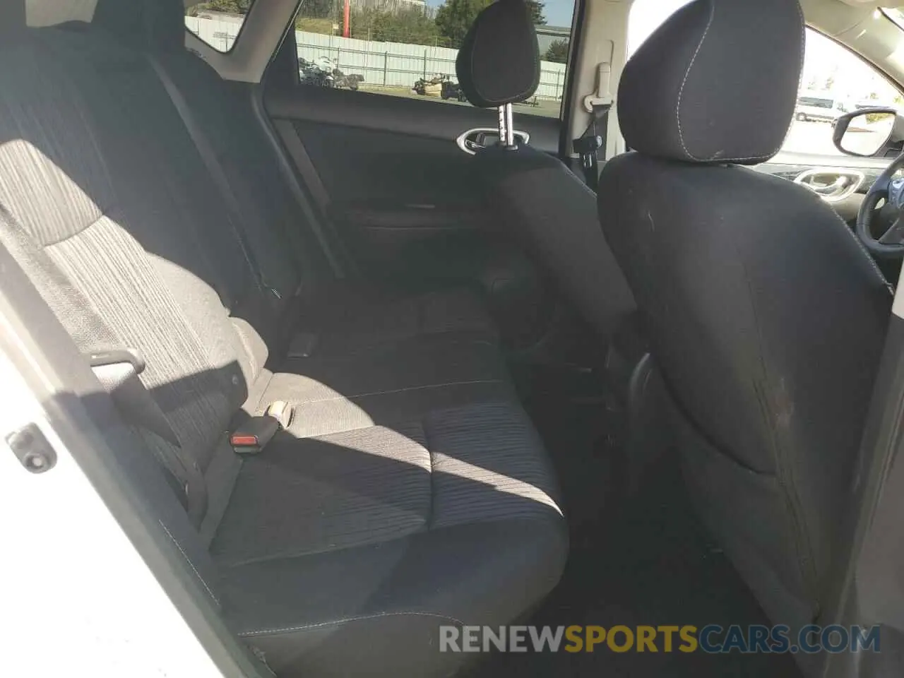 10 Photograph of a damaged car 3N1AB7AP3KY284030 NISSAN SENTRA 2019