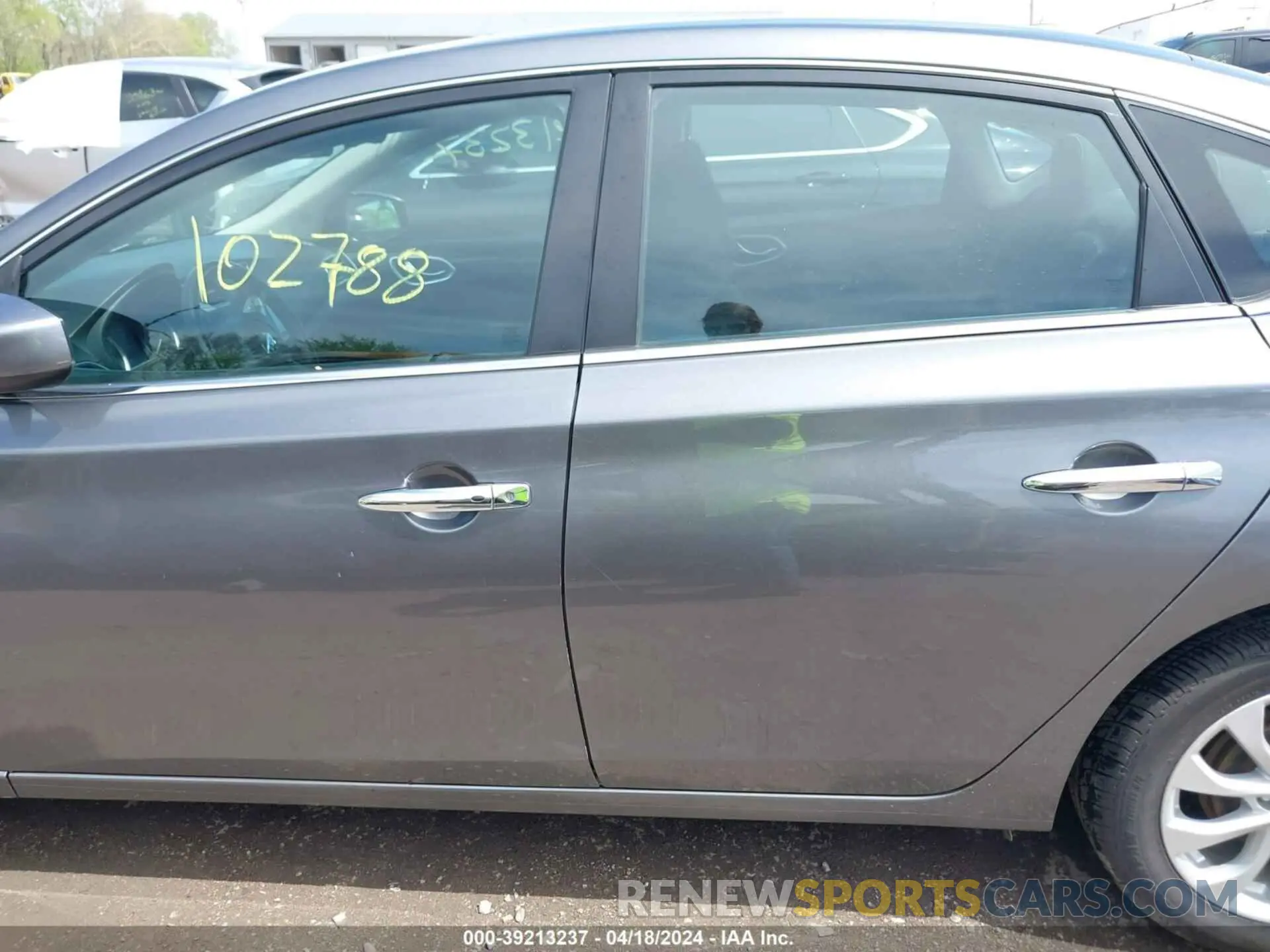 14 Фотография поврежденного автомобиля 3N1AB7AP3KY293231 NISSAN SENTRA 2019
