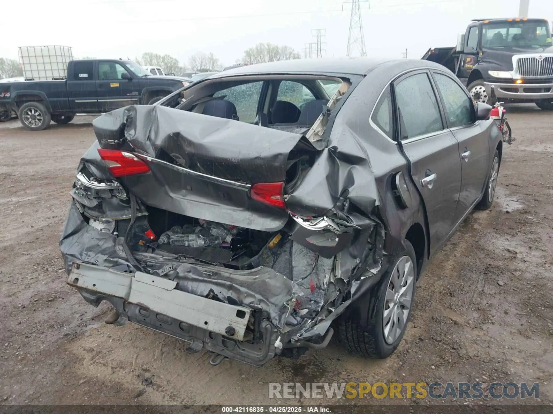 4 Фотография поврежденного автомобиля 3N1AB7AP3KY311503 NISSAN SENTRA 2019