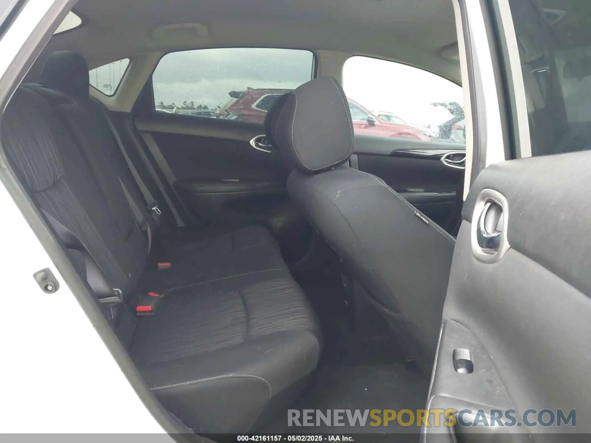 8 Фотография поврежденного автомобиля 3N1AB7AP3KY333470 NISSAN SENTRA 2019