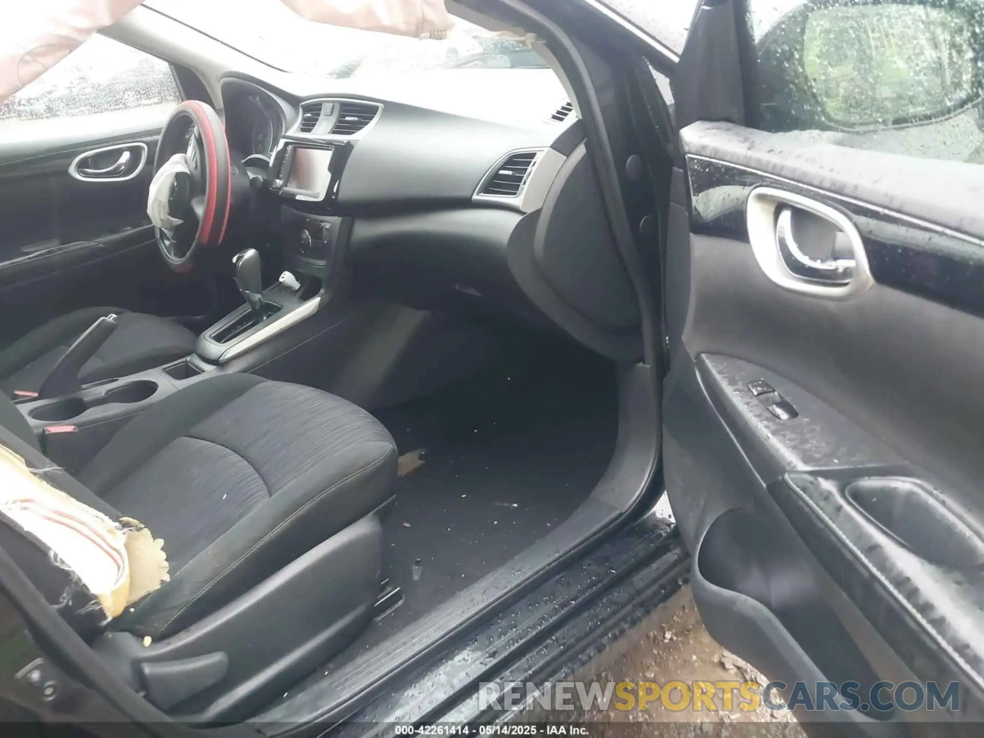 5 Фотография поврежденного автомобиля 3N1AB7AP3KY337910 NISSAN SENTRA 2019