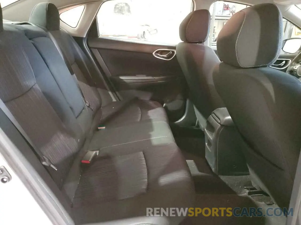 10 Photograph of a damaged car 3N1AB7AP3KY339396 NISSAN SENTRA 2019