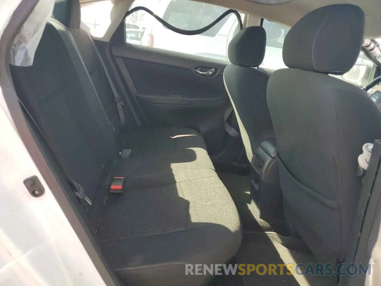 10 Photograph of a damaged car 3N1AB7AP3KY363732 NISSAN SENTRA 2019