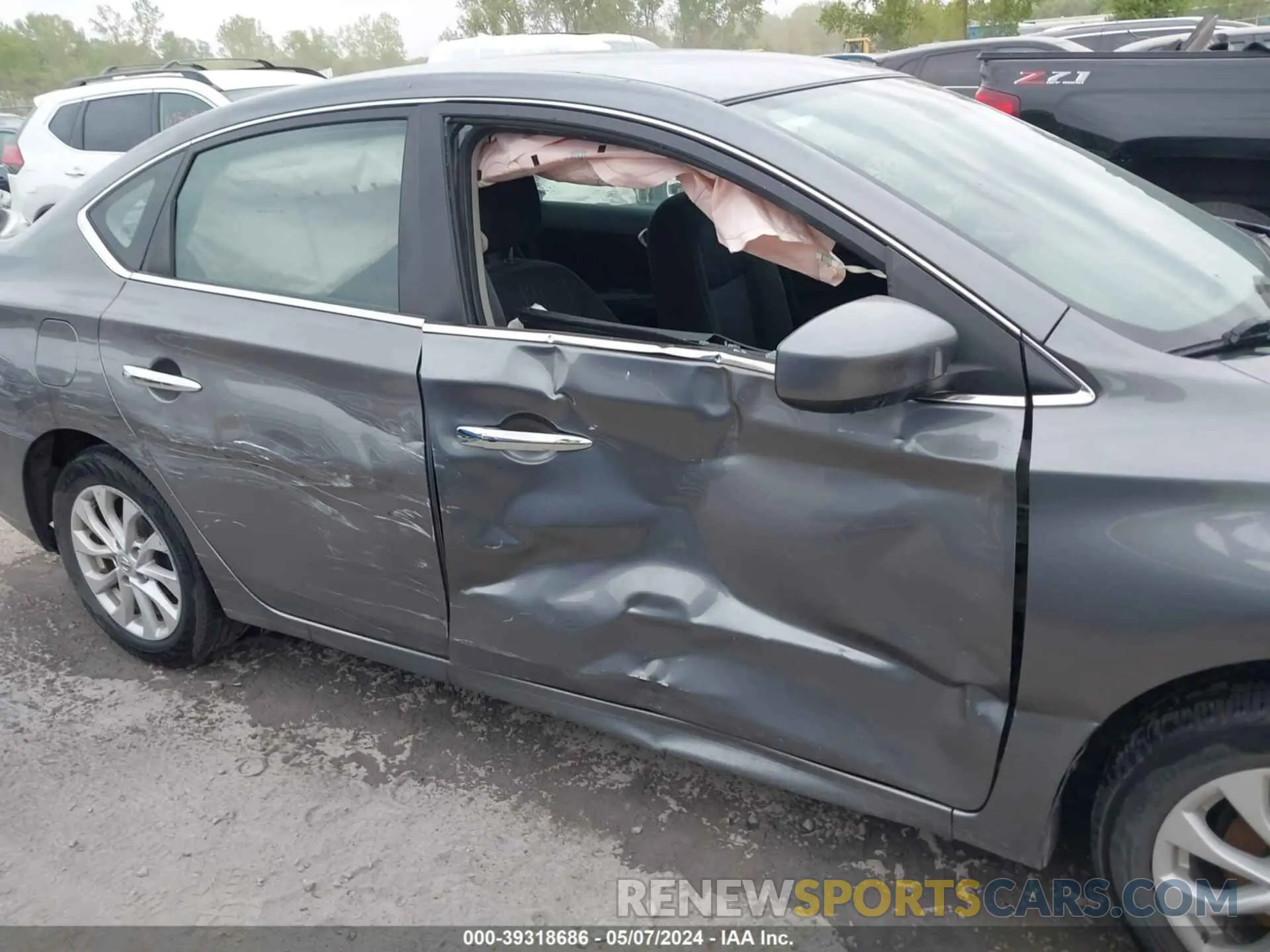 13 Photograph of a damaged car 3N1AB7AP3KY368915 NISSAN SENTRA 2019