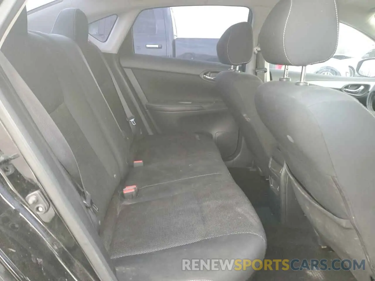10 Photograph of a damaged car 3N1AB7AP3KY394107 NISSAN SENTRA 2019