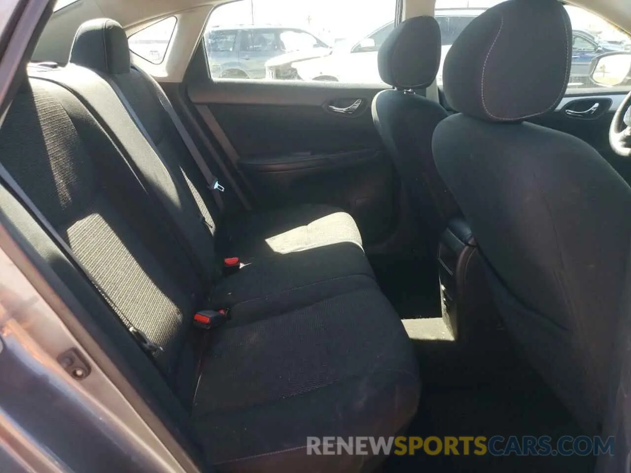 10 Фотография поврежденного автомобиля 3N1AB7AP3KY401007 NISSAN SENTRA 2019