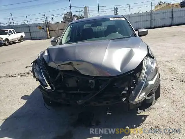 11 Фотография поврежденного автомобиля 3N1AB7AP3KY401007 NISSAN SENTRA 2019