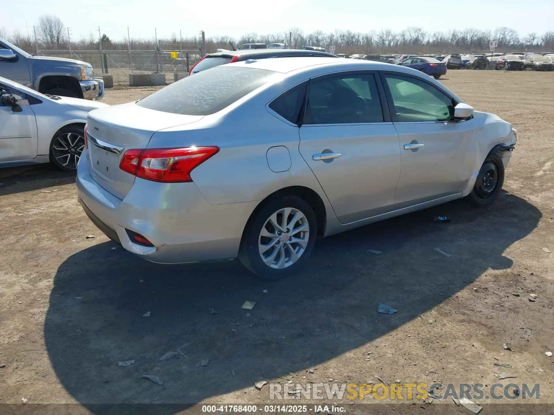 4 Фотография поврежденного автомобиля 3N1AB7AP3KY445072 NISSAN SENTRA 2019