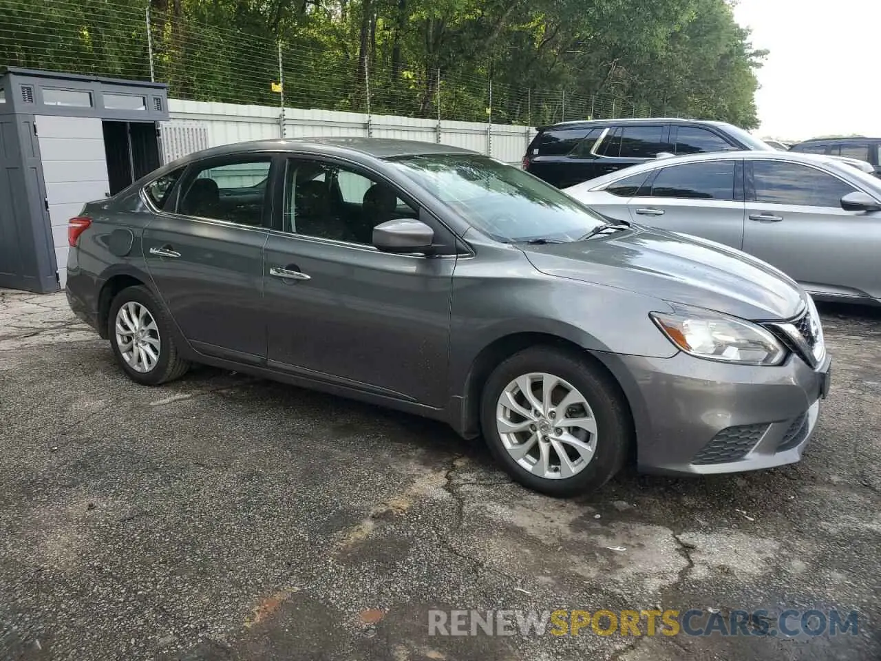 4 Фотография поврежденного автомобиля 3N1AB7AP4KY246712 NISSAN SENTRA 2019