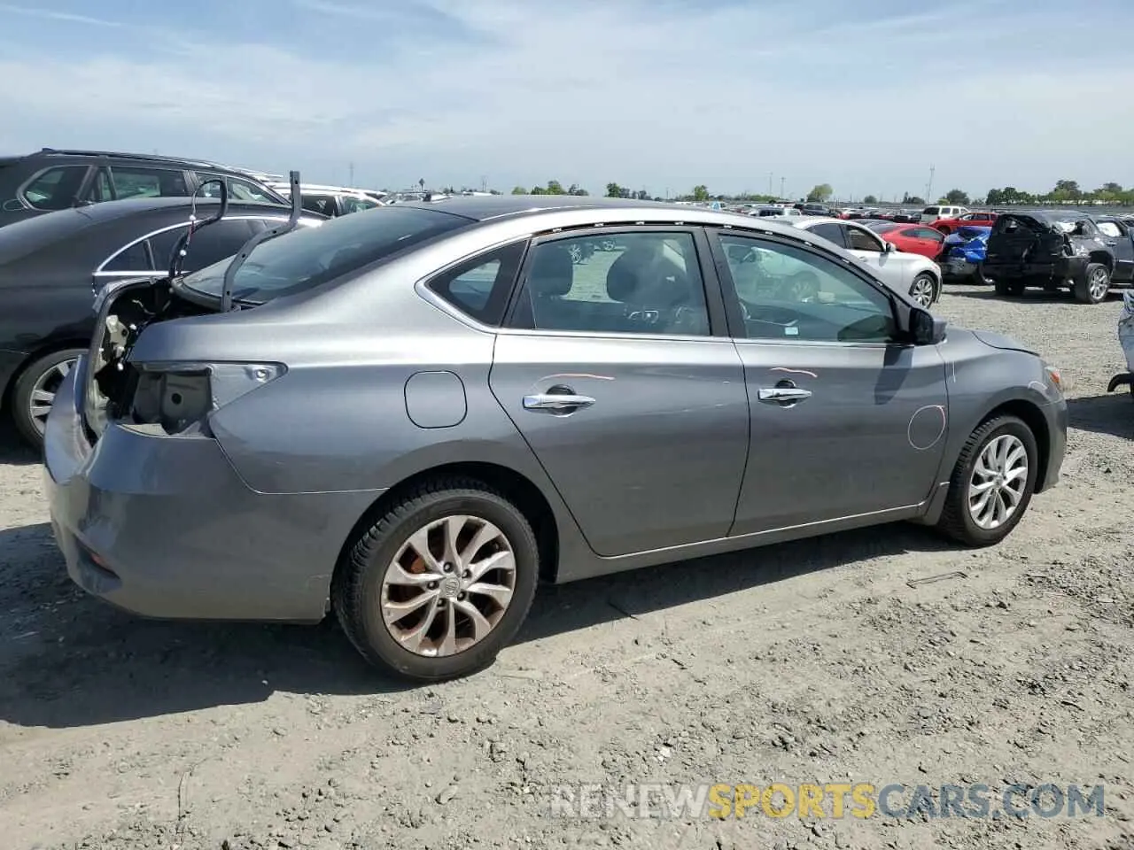 3 Фотография поврежденного автомобиля 3N1AB7AP4KY269326 NISSAN SENTRA 2019