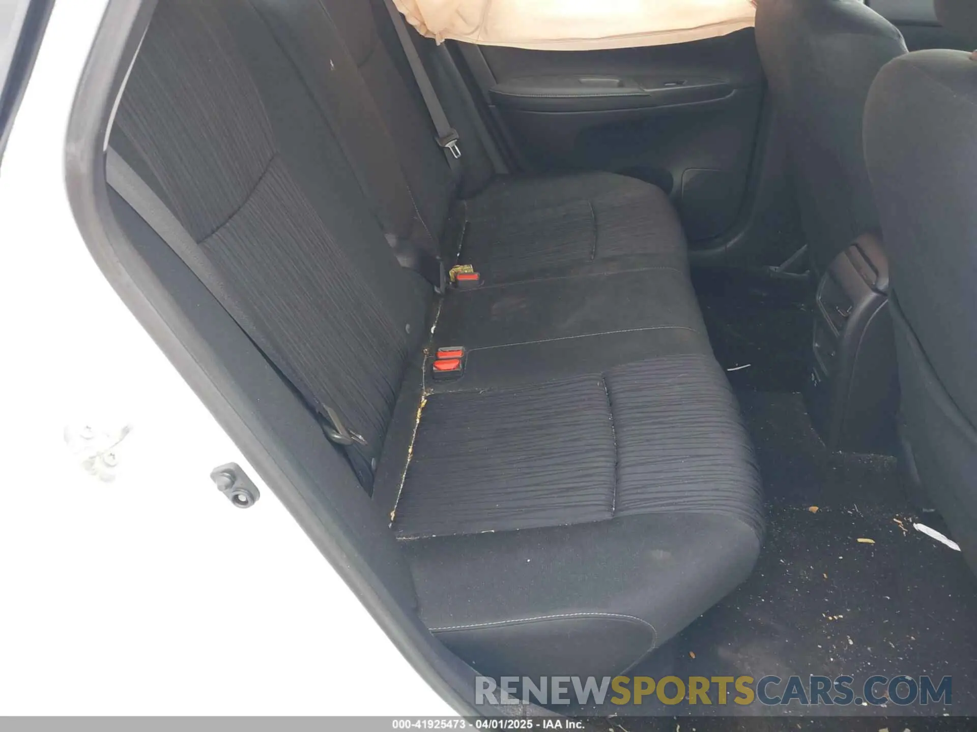 8 Photograph of a damaged car 3N1AB7AP4KY337334 NISSAN SENTRA 2019