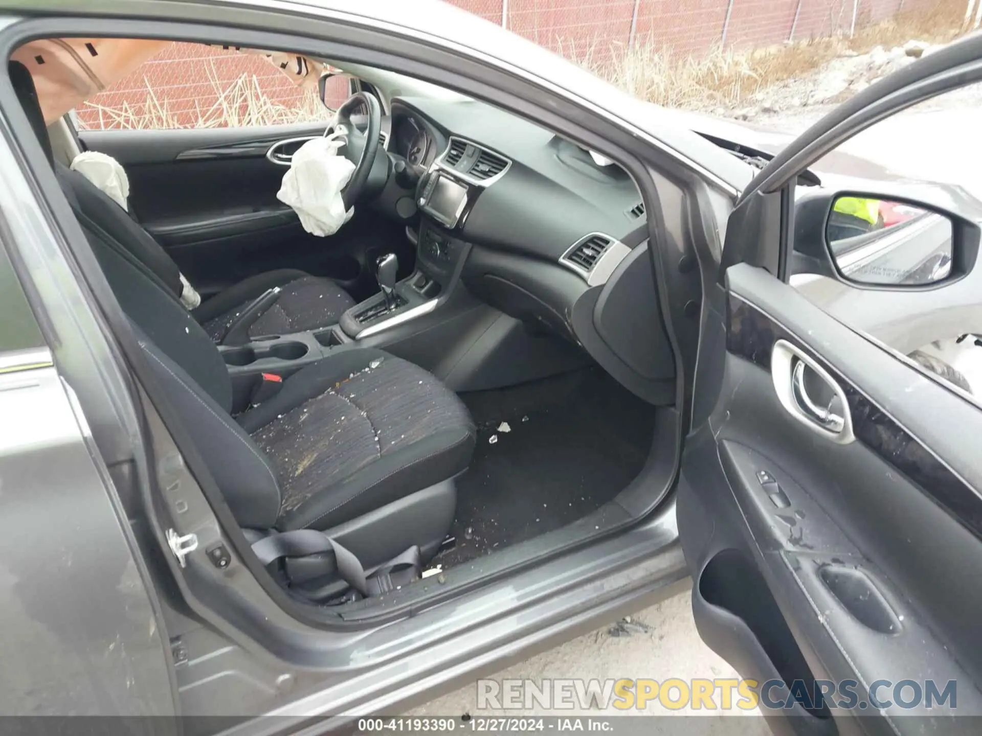 5 Фотография поврежденного автомобиля 3N1AB7AP4KY364162 NISSAN SENTRA 2019