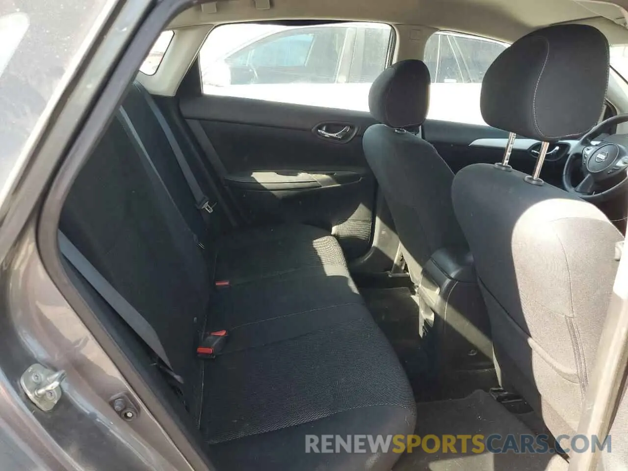 10 Фотография поврежденного автомобиля 3N1AB7AP4KY402067 NISSAN SENTRA 2019