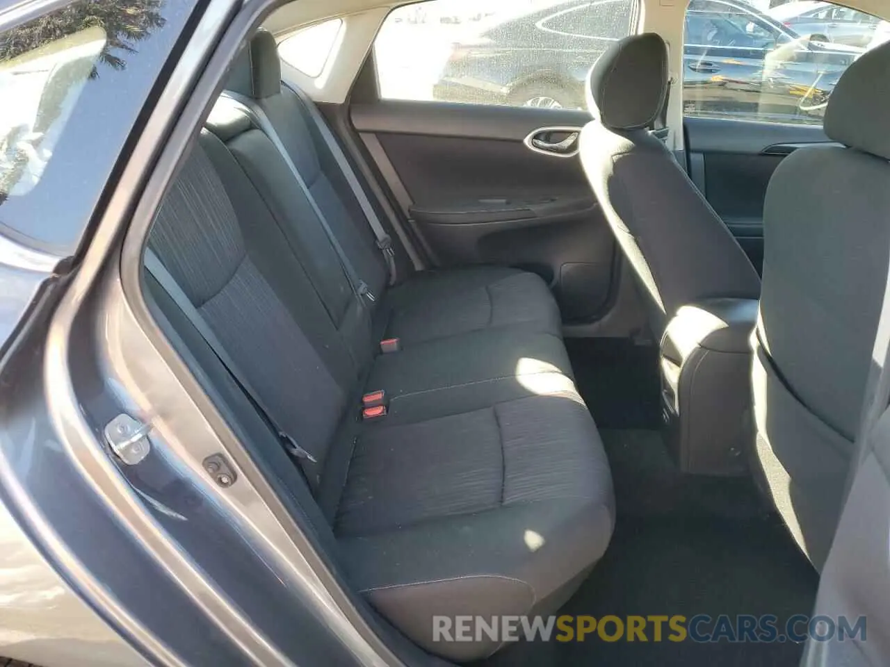 10 Photograph of a damaged car 3N1AB7AP4KY404885 NISSAN SENTRA 2019