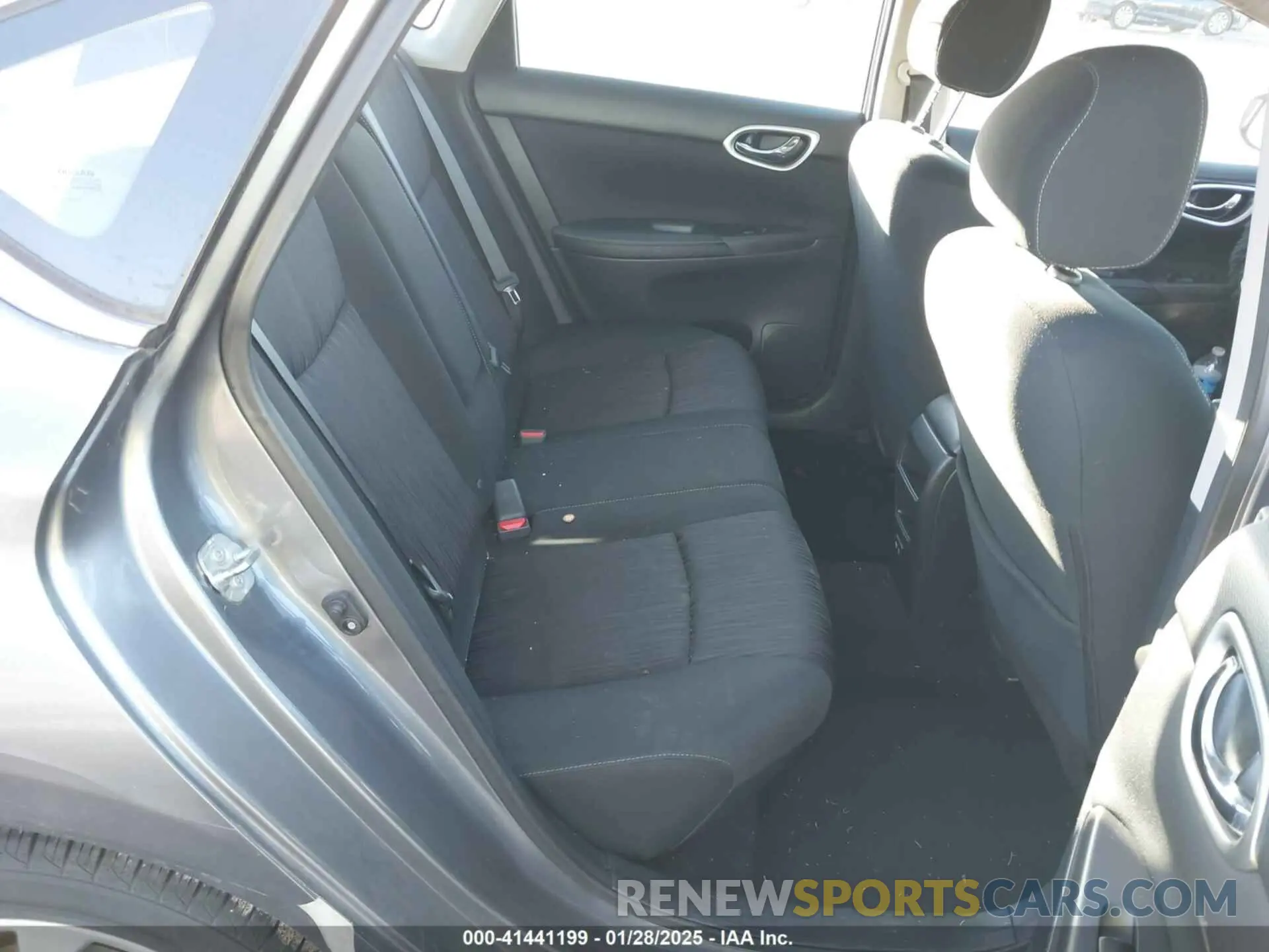 8 Фотография поврежденного автомобиля 3N1AB7AP4KY428555 NISSAN SENTRA 2019