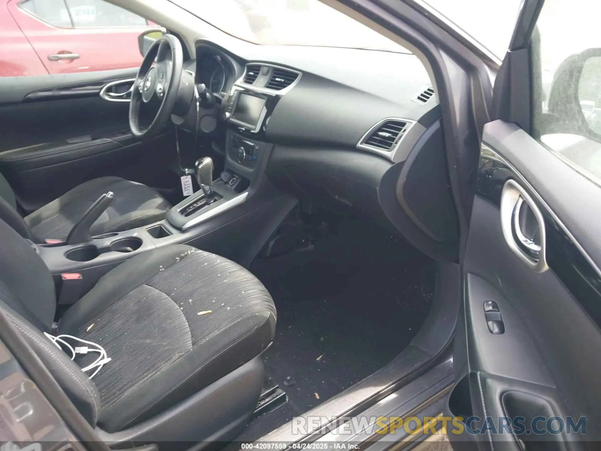 5 Фотография поврежденного автомобиля 3N1AB7AP4KY432993 NISSAN SENTRA 2019