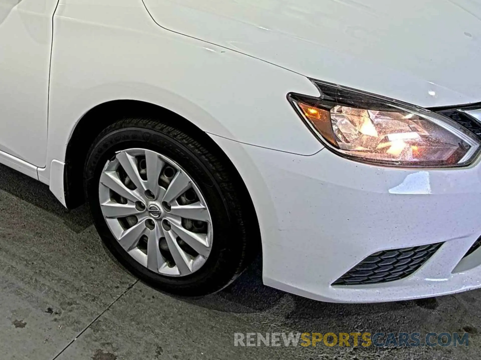 19 Фотография поврежденного автомобиля 3N1AB7AP4KY446781 NISSAN SENTRA 2019