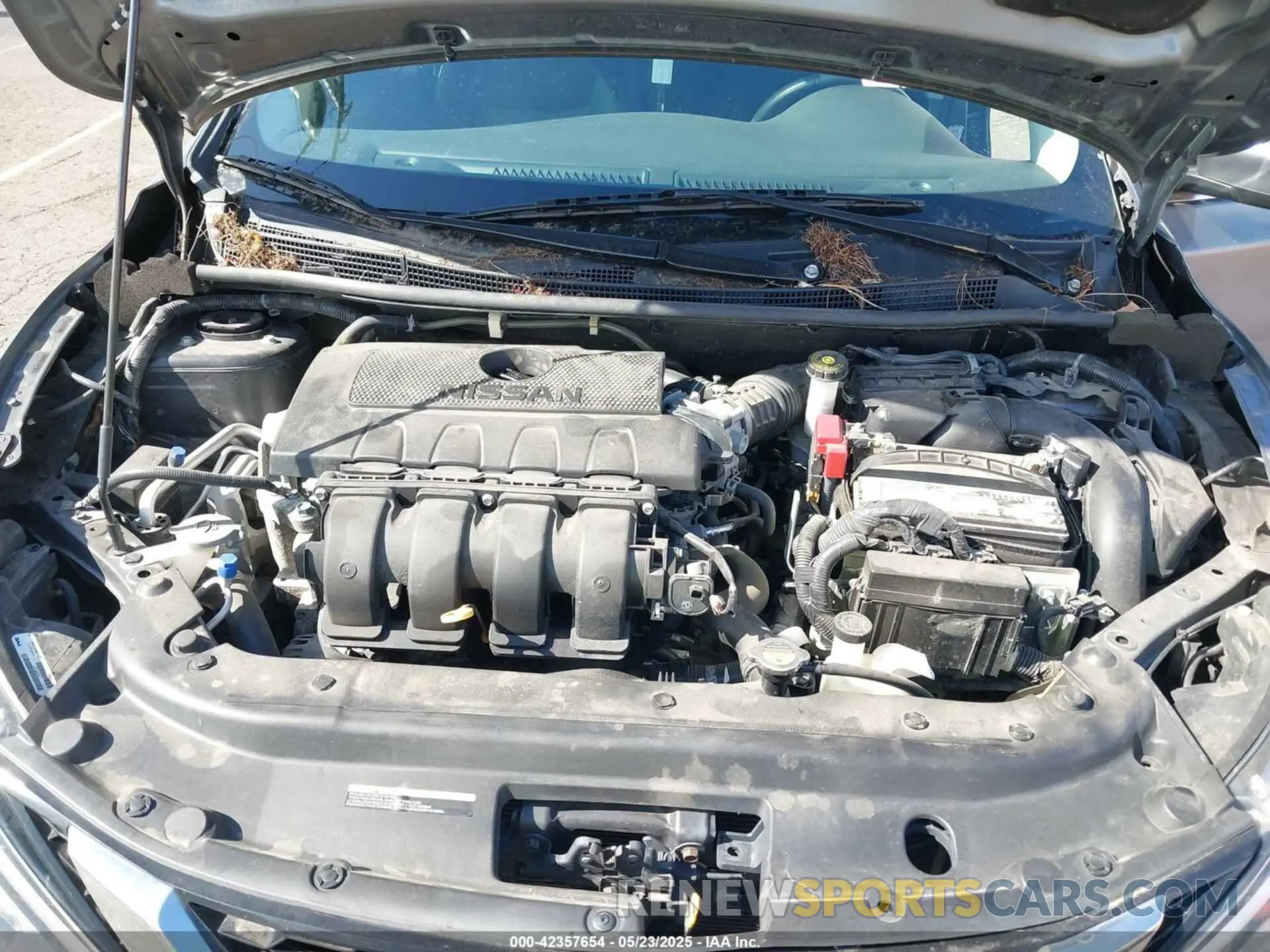 10 Photograph of a damaged car 3N1AB7AP5KL612335 NISSAN SENTRA 2019