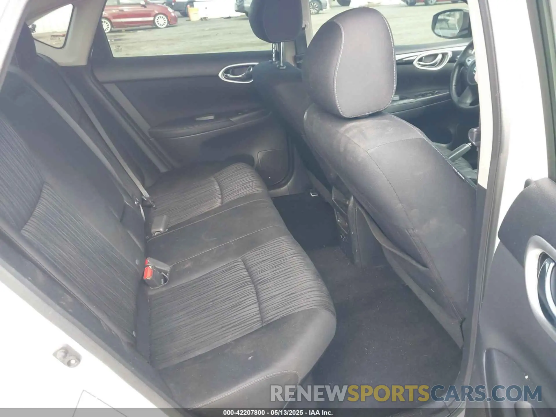 8 Photograph of a damaged car 3N1AB7AP5KL612870 NISSAN SENTRA 2019