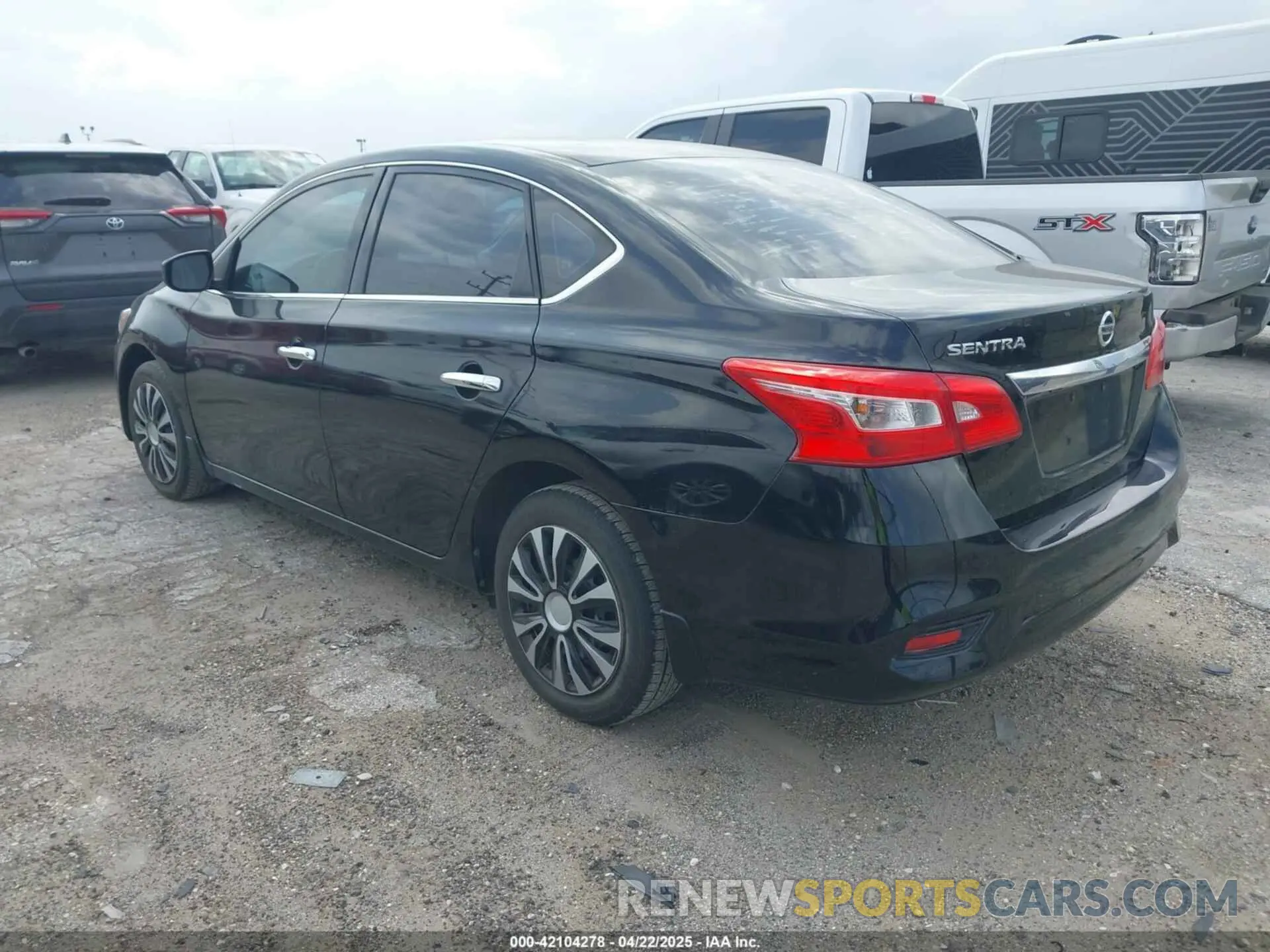 3 Photograph of a damaged car 3N1AB7AP5KY232382 NISSAN SENTRA 2019