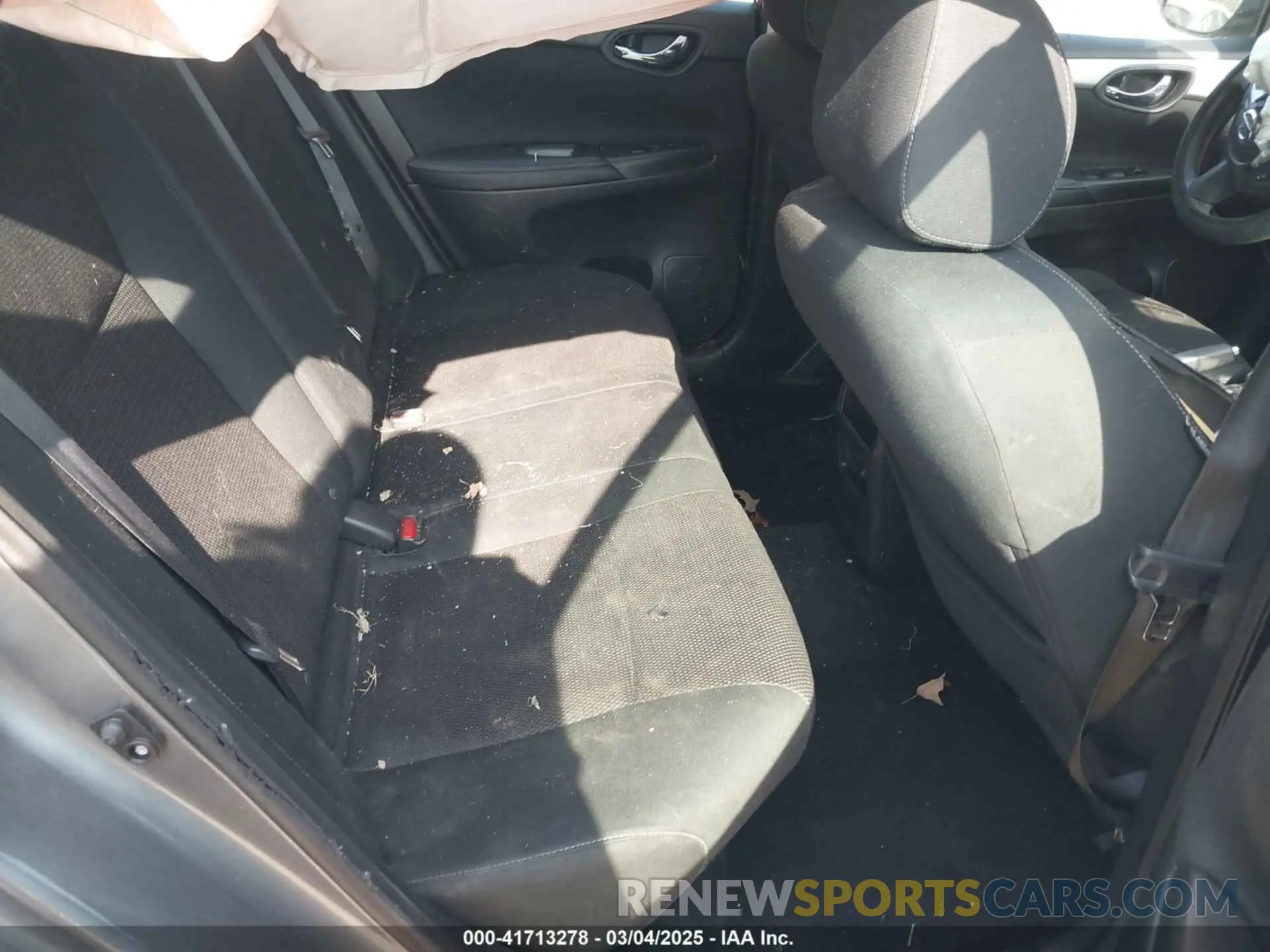 8 Photograph of a damaged car 3N1AB7AP5KY258674 NISSAN SENTRA 2019