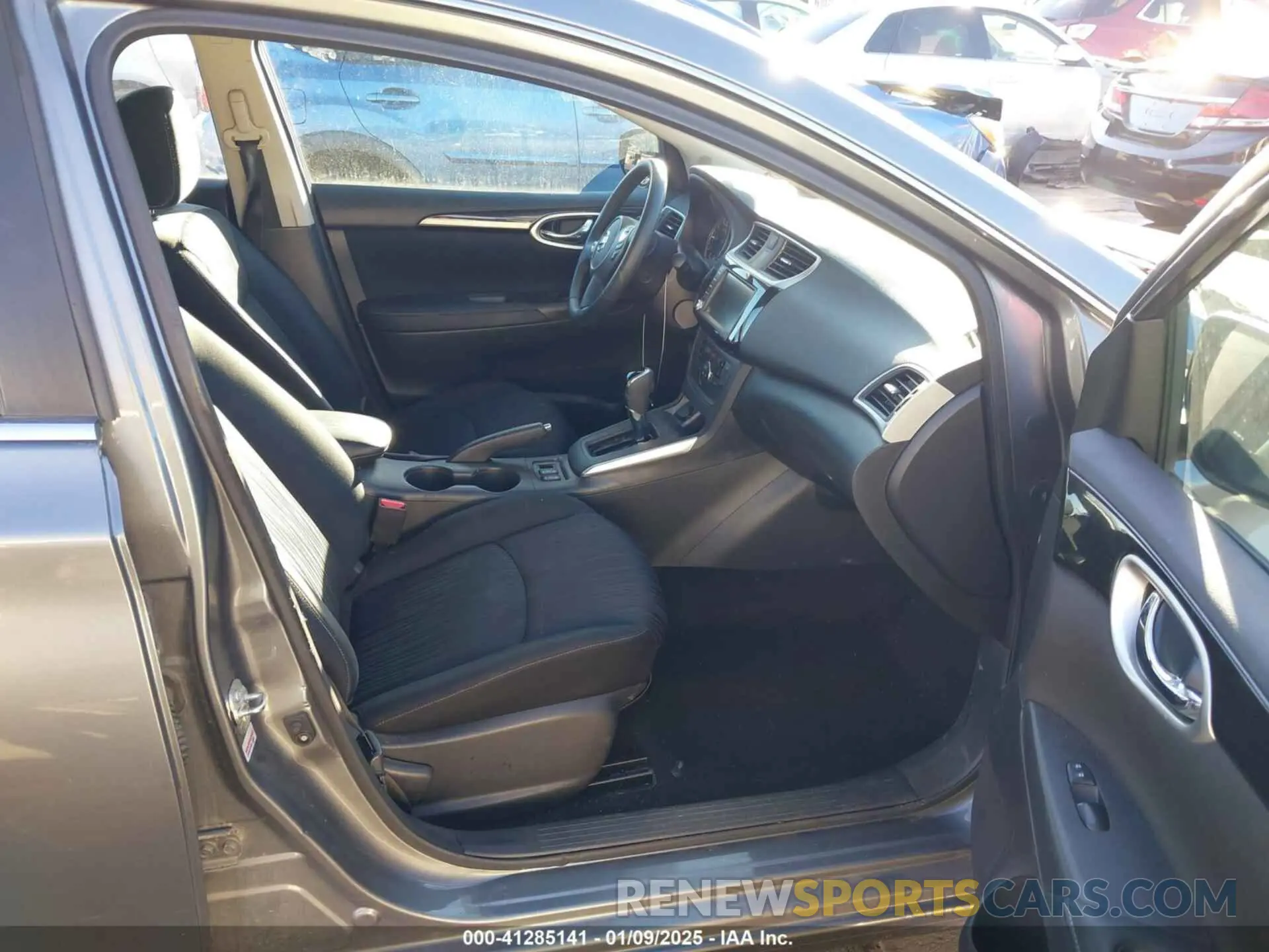 5 Фотография поврежденного автомобиля 3N1AB7AP5KY259520 NISSAN SENTRA 2019