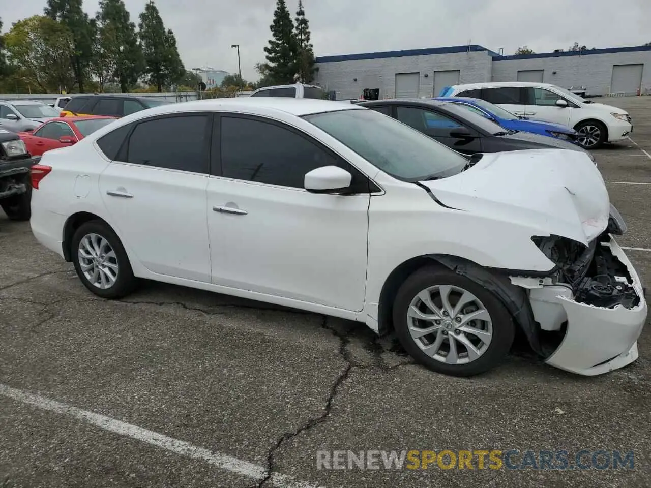 4 Photograph of a damaged car 3N1AB7AP5KY291951 NISSAN SENTRA 2019